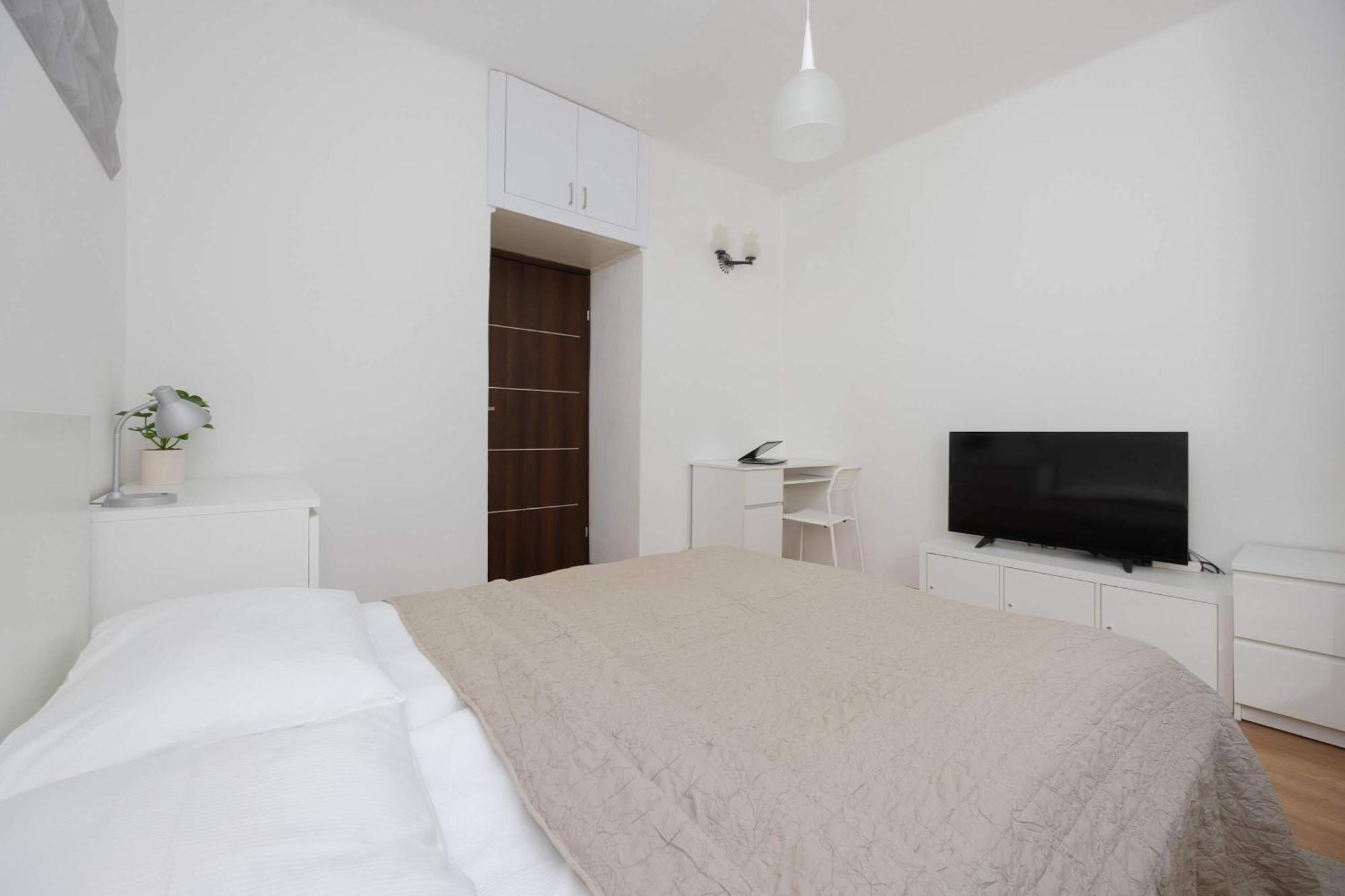 Modern In Perfect For Remote Work By Renters Apartament Warszawa