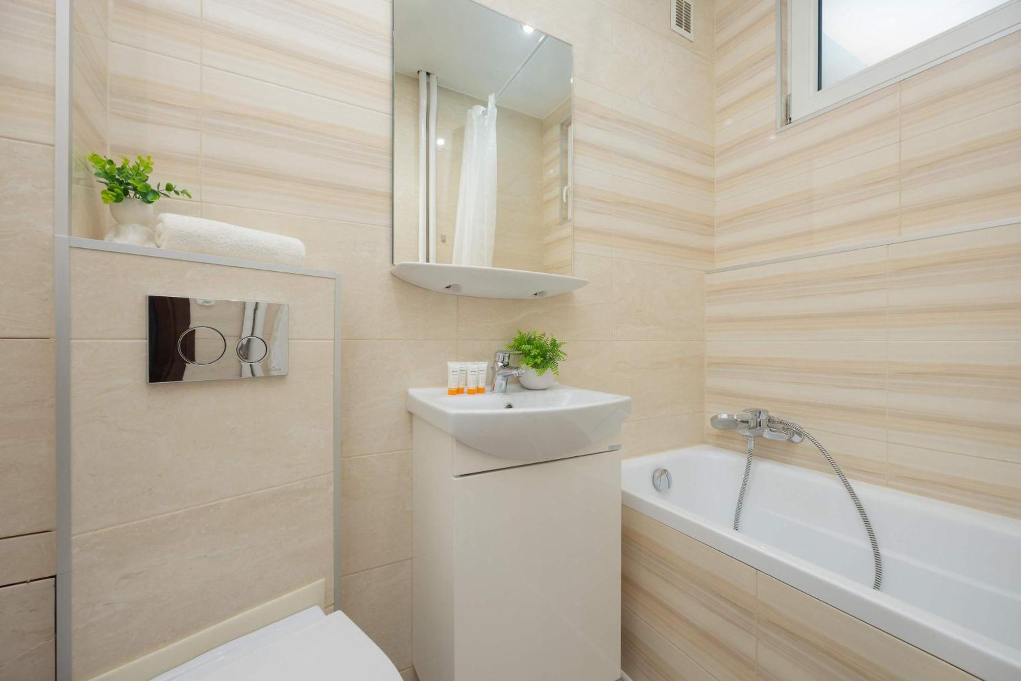Modern In Perfect For Remote Work By Renters Apartament *