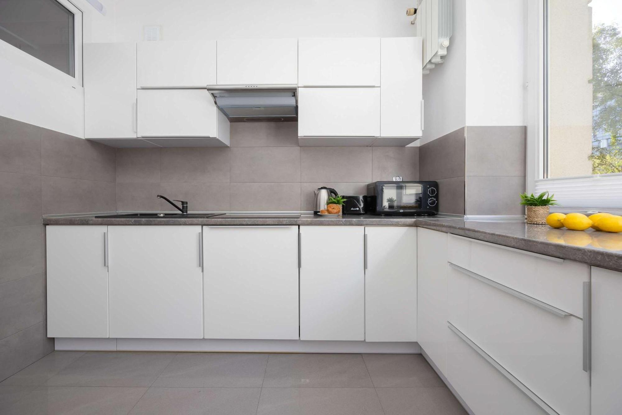 Apartament Modern In Perfect For Remote Work By Renters